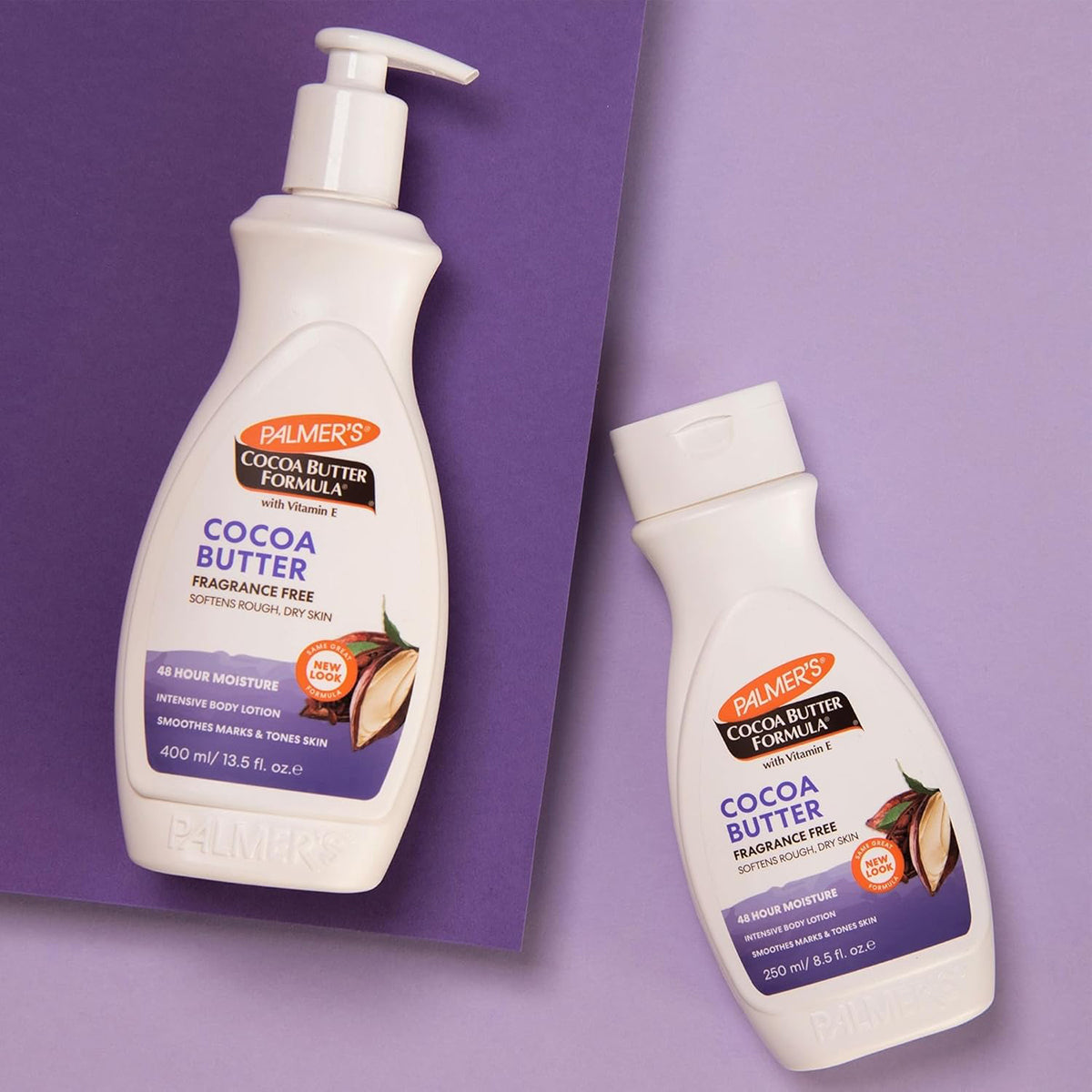 To flasker Palmers Cocoa Butter Formula Fragrance Free Lotion: en stor 400 ml pumpeflaske og en mindre 250 ml flaske. Begge er designet til sensitiv hud.